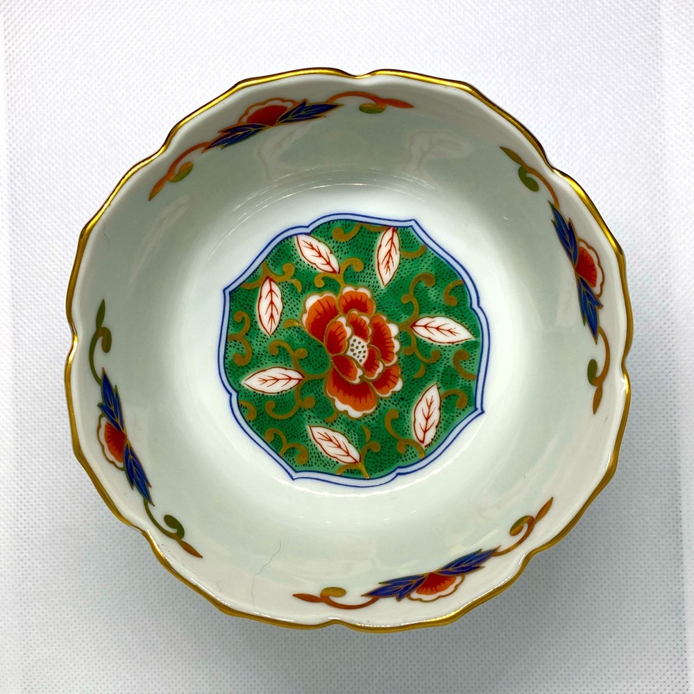 Gorgeous Asian china small bowl with gold accents
